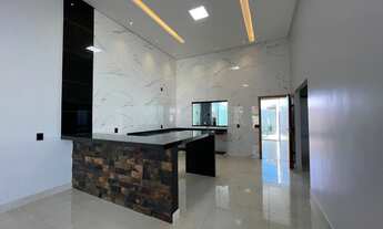 Imagem 7: Casa no Jardim das Américas de 3 quartos com piscina e área gourmet