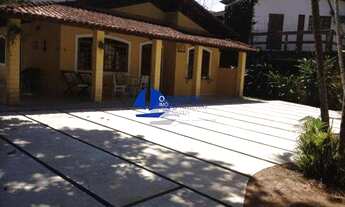 Imagem: Casa com 5 dormitórios para alugar, 210