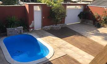 Imagem 2: Casa com Ampla Área Externa em Canto Grande Bombinhas para Locação de Temporada