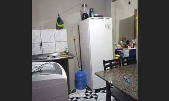 Imagem 4: Aluga-se kitnet Quarto com aluguel por R$450 /mês