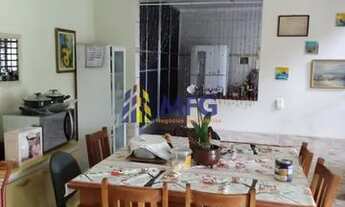 Imagem: Sobrado no Ibiti do Paço