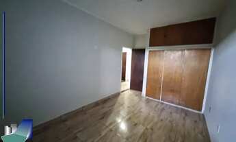 Imagem 4: RIBEIRÃO PRETO - Casa Padrão - CAMPOS ELÍSEOS