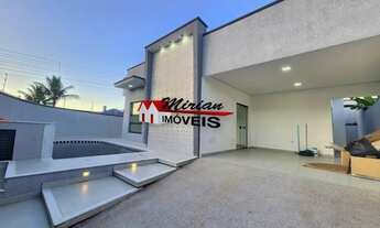 Imagem: Casa nova a venda em Peruibe, com piscina