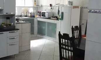 Imagem 4: Casa 3 quartos com terraço