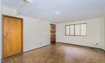 Imagem 6: Sobrado em rua tranquila, rua sem saída