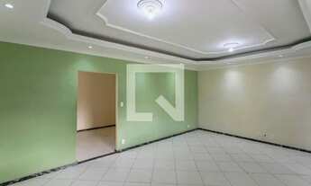 Imagem 4: Casa para Aluguel - Letícia, 3 Quartos, 220 m2