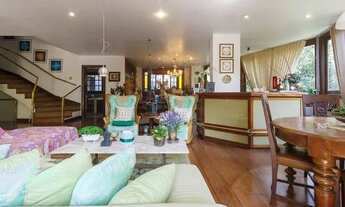 Imagem 7: Casa de condomínio residencial está localizado no bairro Gávea