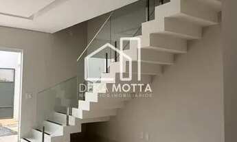 Imagem 3: Sobrado para Venda em Uberlândia, Grand Ville, 3 dormitórios, 1 suíte, 1 banheiro, 3 vagas