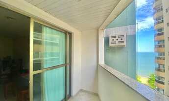 Imagem: 4 quartos em prédio frente mar