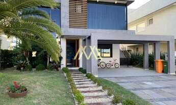 Imagem 2: Imóvel de 330 m2 com 5 suítes e vista para o lago no Condomínio Malibu