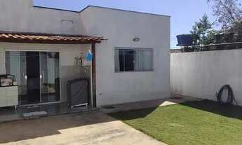Imagem 2: ARNIQUEIRA: Casa moderna 2qtos/st,arm solta no lote, 300m2, cond/localiz.top!