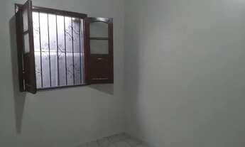 Imagem 5: Alugo casa de 2/4 sendo 1 suíte na Cidade Nova 5. Próximo da panificadora 24h