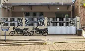 Imagem: Casa em Leilão - Centro - Tomé-Açu