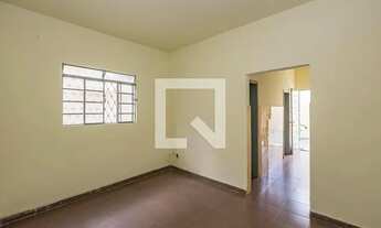 Imagem 6: Casa para Aluguel - João Pinheiro, 4 Quartos, 188 m2