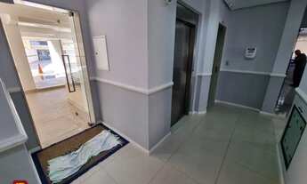 Imagem 7: Apto dois quartos com duas garagens em Itacorubi