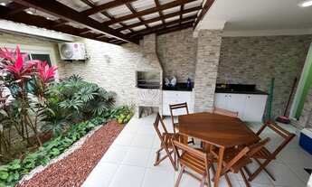 Imagem 2: Maravilhosa casa 3/4 mais edícula de 1/4 em condomínio em Stella Maris