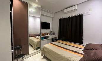 Imagem 4: Casa com móveis planejados: 1 suíte ,1 escritório, varandas, jardim e churrasqueira