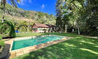 Imagem: Casa à venda, 6 quartos, 4 suítes, 10