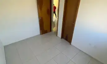 Imagem 5: Apartamento para venda possui 55 metros quadrados com 2 quartos em Barrocão - Itaitinga