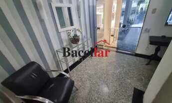 Imagem: Apartamento - / Residencial / Tijuca