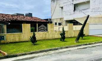 Imagem 2: Casa com 04 dormitórios sendo 01 suíte e 04 vagas de garagem Bom Retiro Matinhos