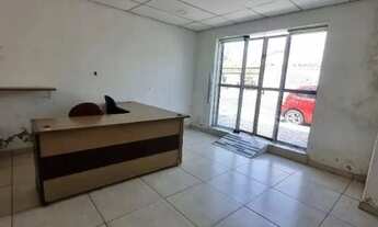 Imagem: Imóvel comercial na Rua Síria, 4 salas