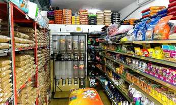 Imagem 4: Casa de ração com espaço para banho e tosa na região da Zona Leste. Ref; 1010