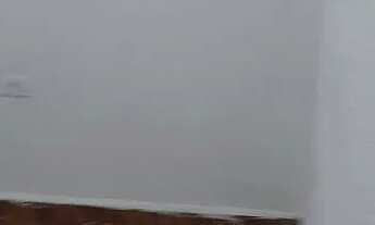 Imagem 2: Alugo casa de 4 cômodos murada