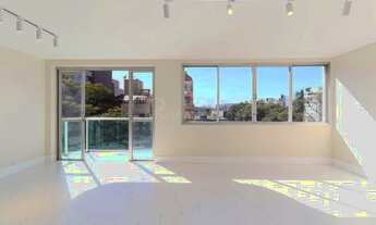 Imagem 1: Lindo Apartamento reformado em frente ao Curitibano, água verde, CURITIBA - PR