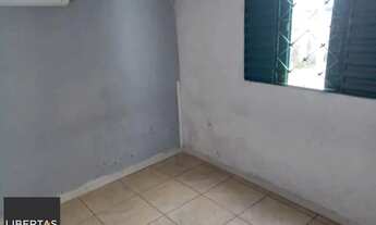 Imagem 4: Casa com 2 dormitórios e 3 vagas de garagem !