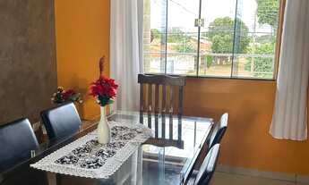 Imagem 2: Aluga-se sobrado com edícula no fundo mobiliado em avenida principal