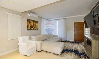 Imagem 6: Casa de Alto Padrão em Condomínio Fechado Santo Inácio/Curitiba