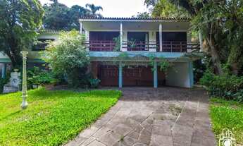 Imagem: Casa 4 dormitórios com 450 m2 a beira do