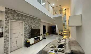 Imagem: Casa em Condomínio Fechado - 4 Quartos/Sendo