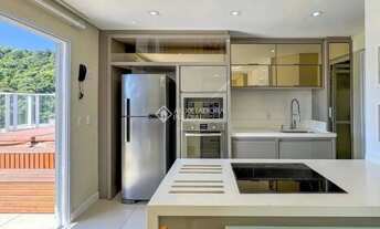 Imagem 4: Cobertura à Venda em Jurerê - Ampla Sacada, com Jacuzzi e Churrasqueira