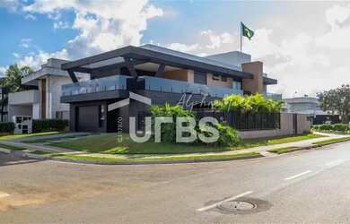 Imagem 3: Sobrado à Venda no Condomínio Portal do Sol Green Esquina, Projeto Exclusivo e 4 Suítes P