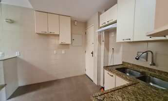 Imagem 2: Apartamento para aluguel tem 85 metros quadrados com 3 quartos, fundos , vista livre , and