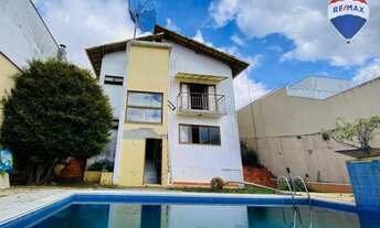 Imagem 2: Casa com 3 quartos à venda, 246 m² por R$ 920.000 - São Lucas - Juiz de Fora/MG