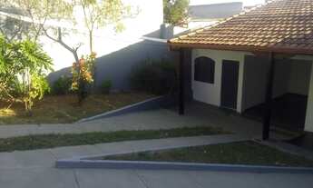 Imagem 2: Casa com 3 dormitórios à venda em Belo Horizonte