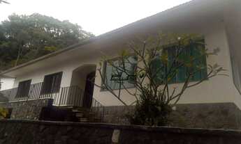 Imagem: Excelente casa com área de lazer coberta