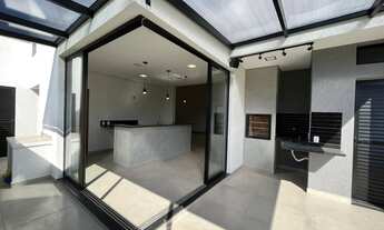 Imagem 2: Casa Maravilhosa Moderna com piscina em condomínio Fechado