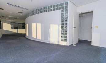 Imagem: Conjunto, 280 m² - venda por R$ 3.360.000,00