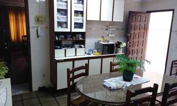 Imagem: CASA TRES DORMITÓRIOS CENTRO