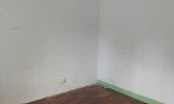 Imagem 7: Casa com fins comerciais, possui 04 salas, 02 banheiros, a 600 metros do Shopping Campo Li