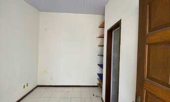 Imagem 3: Casa para Venda em Lauro de Freitas, Miragem, 5 dormitórios, 2 suítes, 2 banheiros, 5 vaga