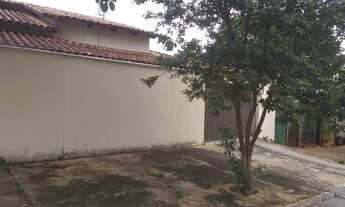 Imagem 2: Casa para venda tem 200 metros quadrados com 3 quartos!