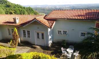 Imagem 4: Casa de condomínio para venda possui 300 metros quadrados com 2 quartos