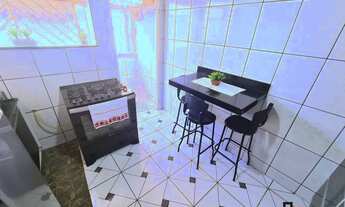 Imagem 2: Casa Geminada com Armários Planejados - BH - B. Santa Mônica - 2 qts - 1 Vaga