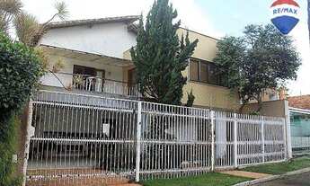 Imagem 3: Casa com 3 quartos à venda, 246 m² por R$ 920.000 - São Lucas - Juiz de Fora/MG