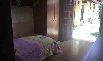 Imagem 2: Casa para venda possui 462 metros quadrados com 4 quartos em Alphaville - Santana de Parna